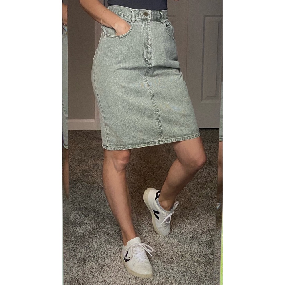 Vintage denim skirt